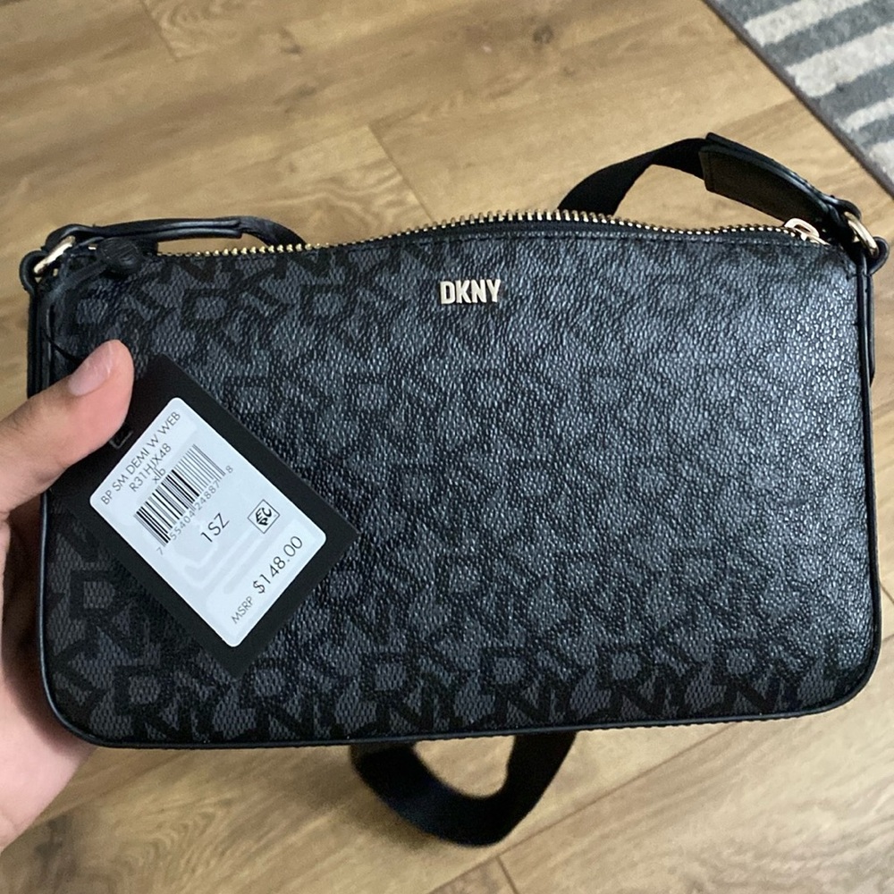 Brand New DKNY Crossbody Purse Black -Never Used with Tags.